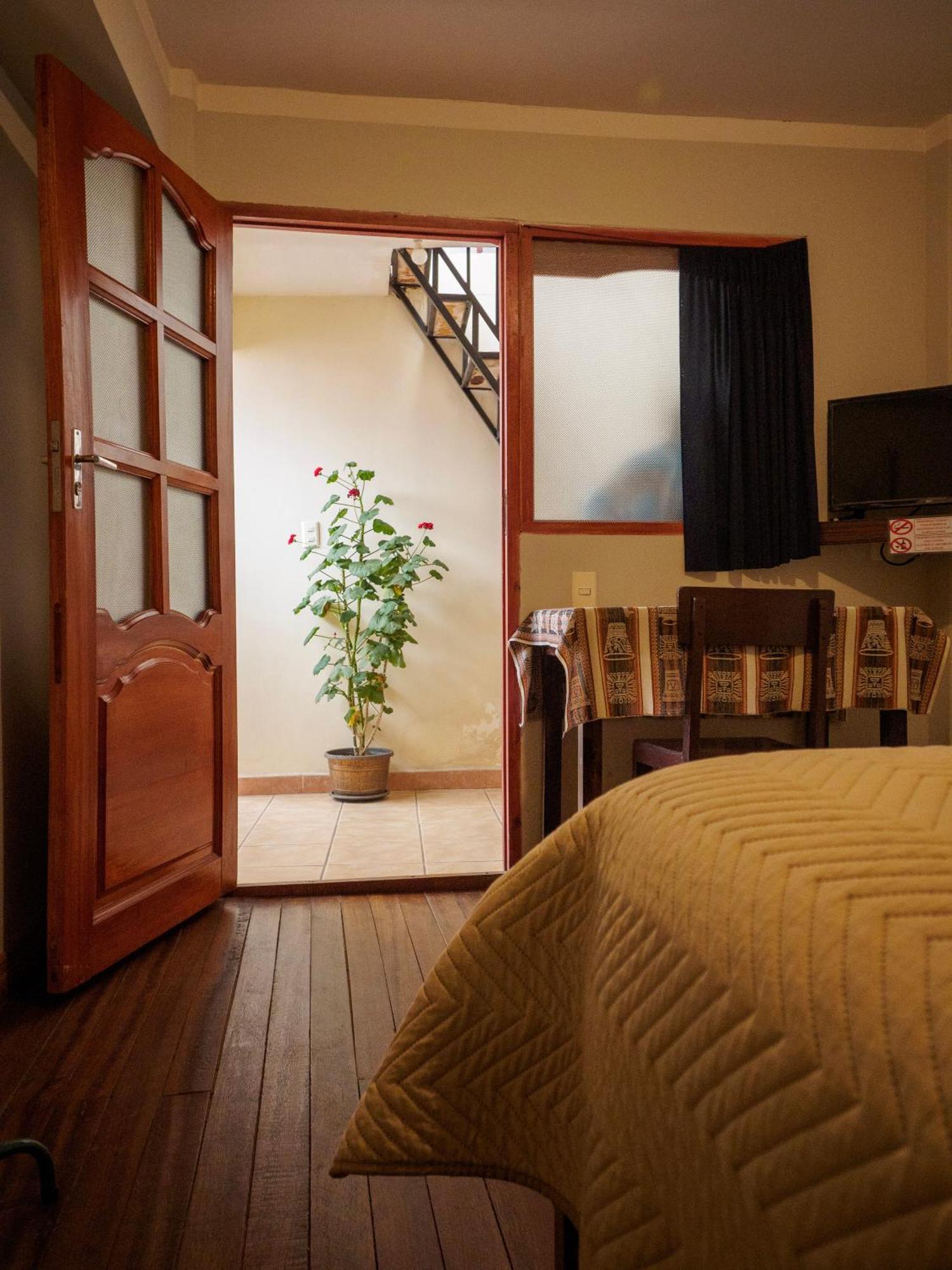 Los Faroles Hostal Potosí Kültér fotó